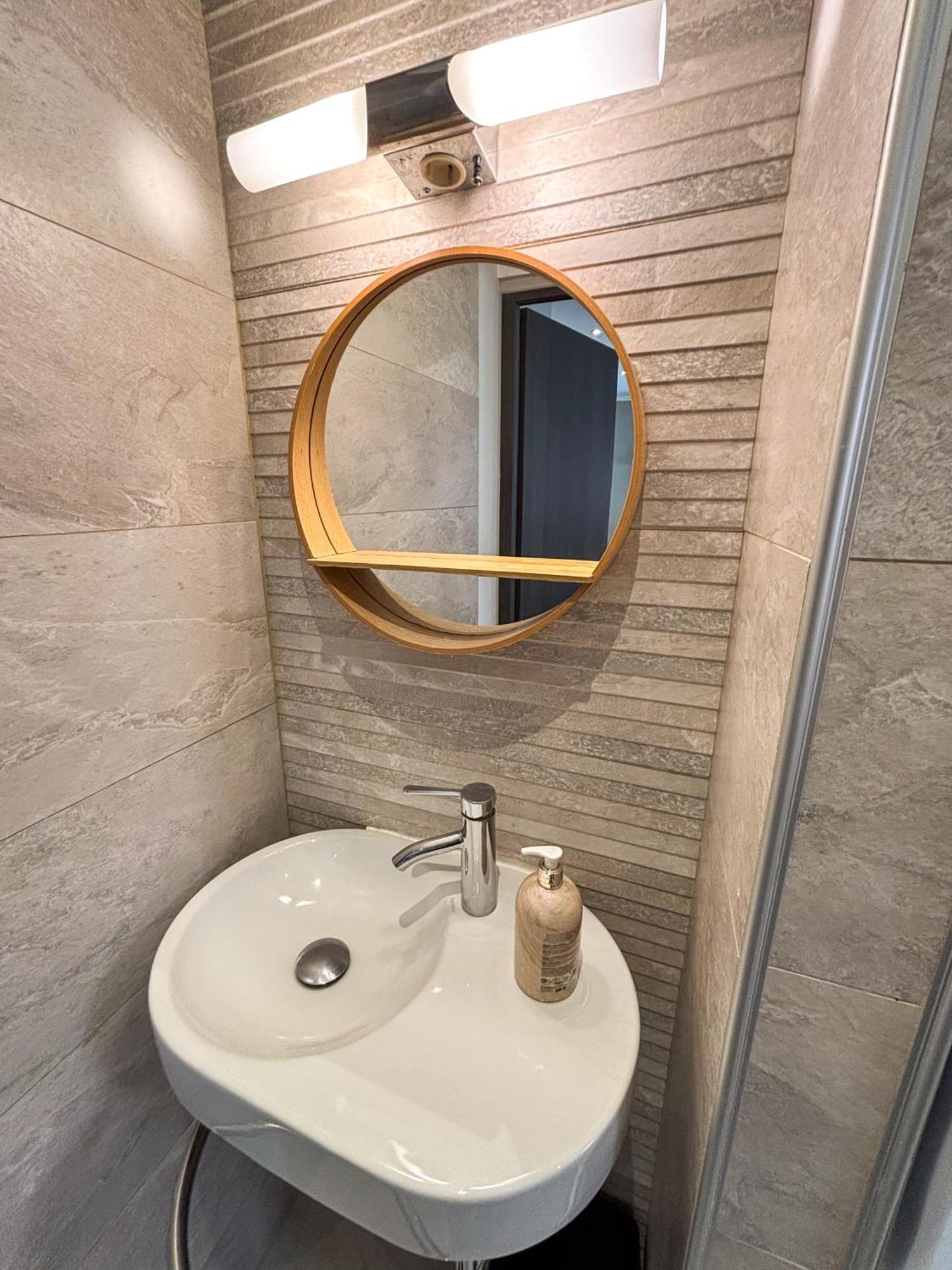 Le Pavillon Des Remparts - Commerces A Proximite - Centre-Ville - Appartement Cosy Оберне Екстер'єр фото